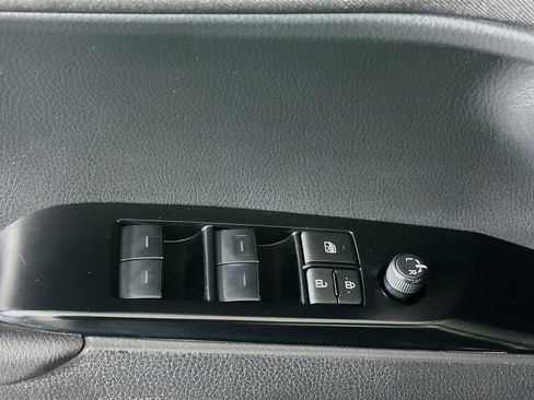 Used 2025 Toyota Camry LE image 15