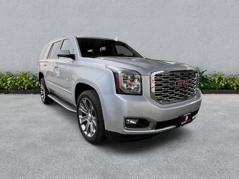 Used 2019 GMC Yukon Denali w/ Open Road Package AWD/4WD image 4