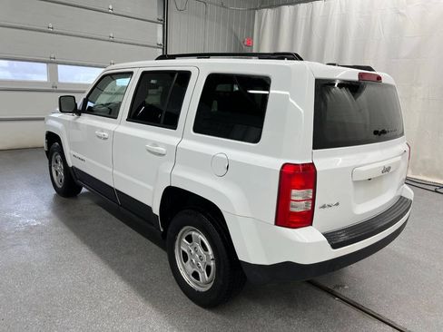 Used 2016 Jeep Patriot Sport w/ Power Value Group AWD/4WD image 6