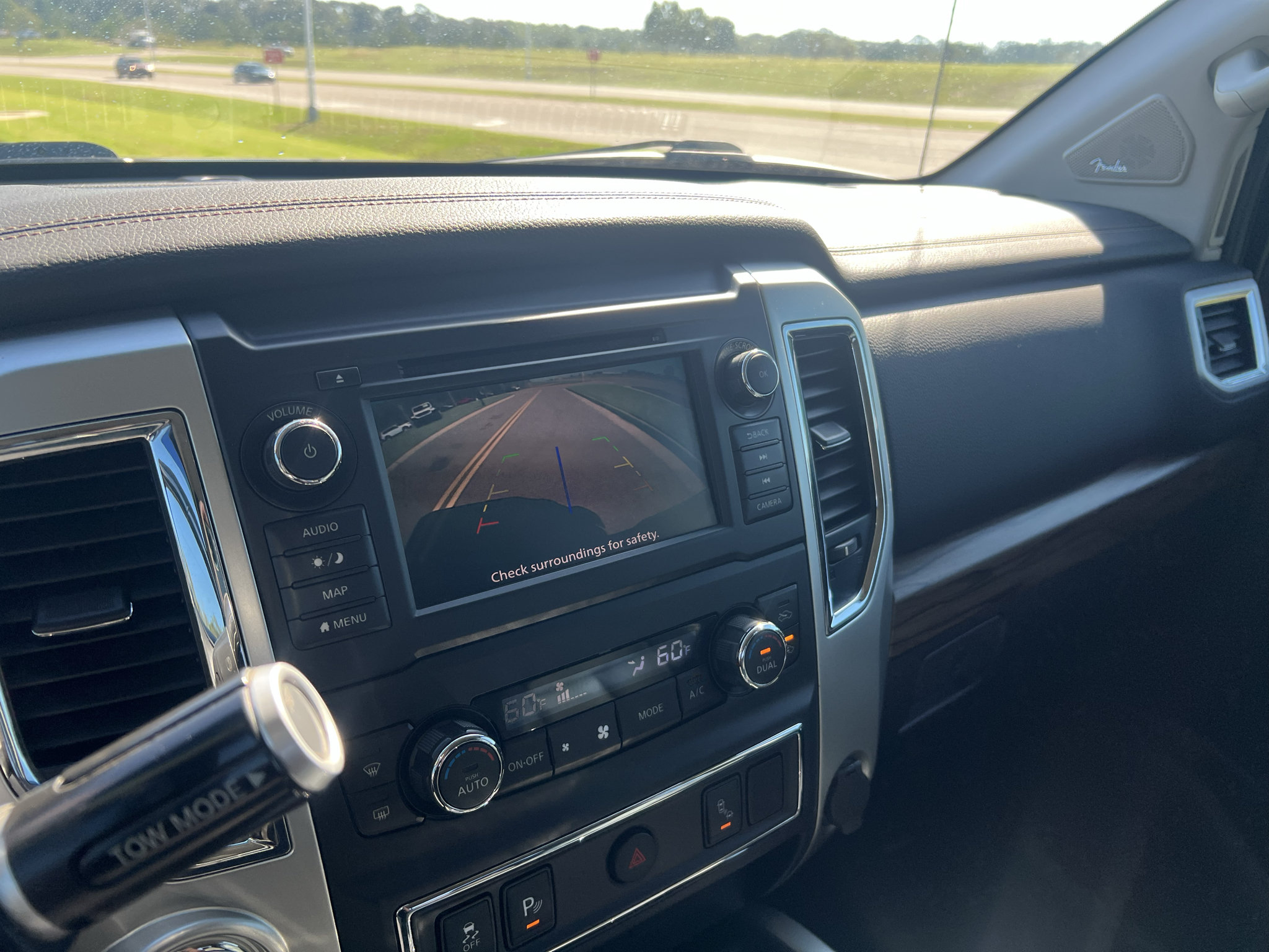 Used 2019 Nissan Titan SL w/ Chrome Package AWD/4WD image 24