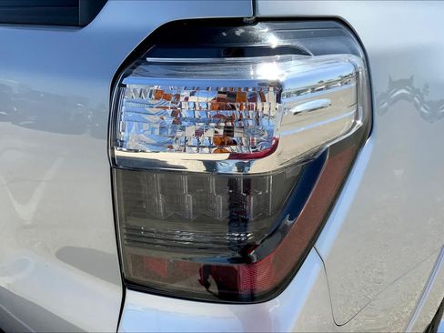 Used 2023 Toyota 4Runner SR5 Premium w/ Moonroof Package RWD image 57