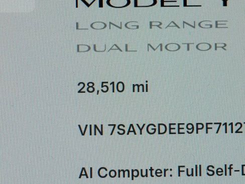 Used 2023 Tesla Model Y Long Range AWD/4WD image 18
