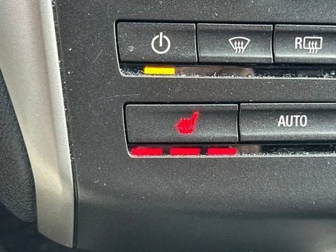 Used 2015 Lincoln MKC AWD image 5