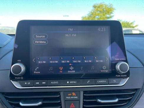 Used 2023 Nissan Altima 2.5 SV image 25