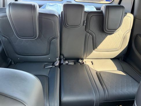 New 2026 INFINITI QX80 Autograph w/ Premium Cargo Package image 5