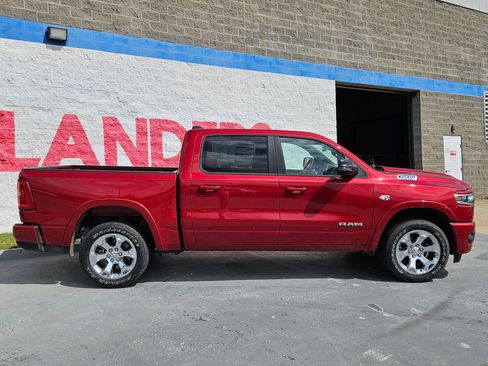 New 2026 RAM 1500 Big Horn AWD/4WD image 8