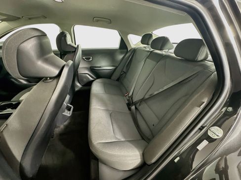 Used 2025 Kia K4 FWD image 26