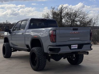 Used 2025 GMC Sierra 2500 AT4 w/ AT4 Premium Plus Package