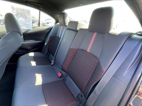 Used 2024 Toyota Corolla SE w/ SE Premium Package FWD image 23