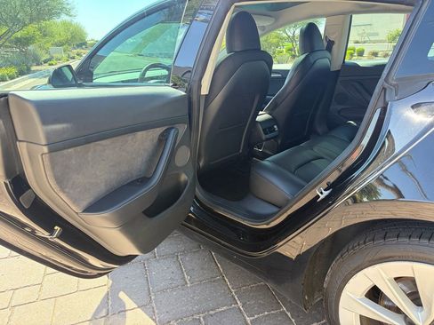 Used 2023 Tesla Model 3 Standard Range RWD image 8