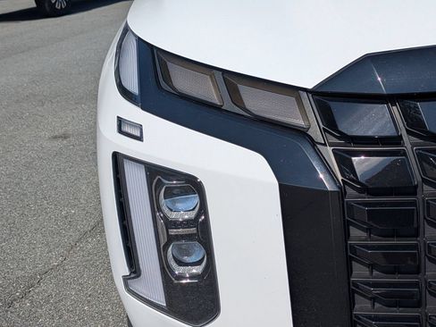 Used 2024 Hyundai Palisade Limited FWD image 10