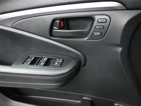 Certified 2023 Honda Passport EX-L image 31