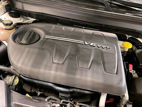 Used 2016 Jeep Cherokee Limited image 31