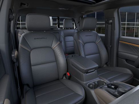 New 2026 GMC Canyon Denali image 16