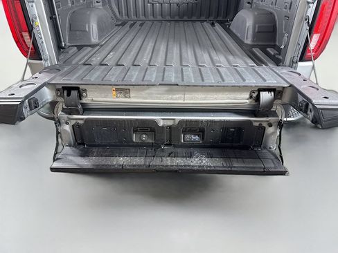 Used 2023 GMC Sierra 1500 AT4X AWD/4WD image 34
