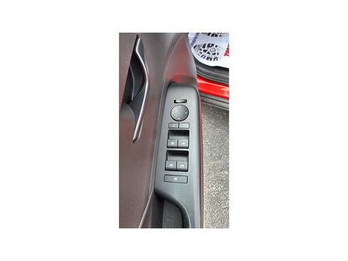 Used 2025 Hyundai Kona SEL AWD/4WD image 12