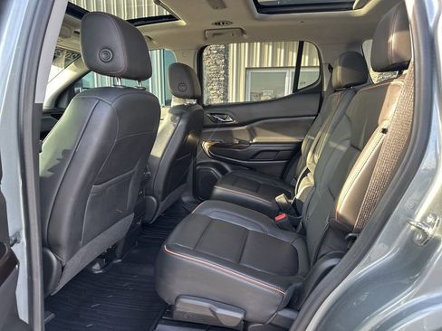 Used 2023 GMC Acadia AT4 w/ Technology Package AWD/4WD image 23
