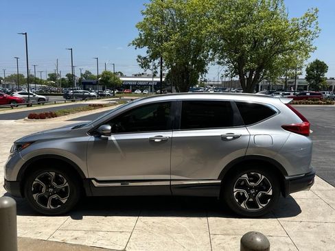 Used 2017 Honda CR-V Touring image 8