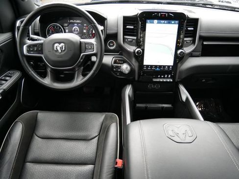 Used 2022 RAM 1500 Laramie w/ Sport Appearance Package AWD/4WD image 15