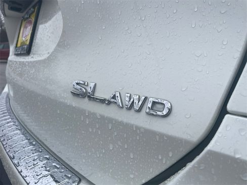 Used 2019 Nissan Rogue SL w/ Premium Package image 49