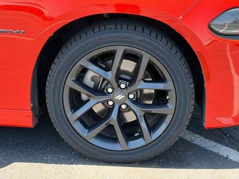 Used 2022 Dodge Charger R/T w/ Plus Group RWD image 9
