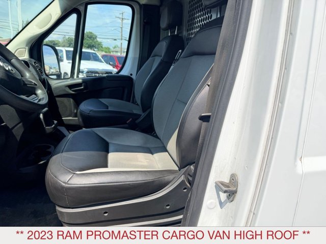 Used 2023 RAM ProMaster 2500 w/ Convenience Group FWD image 10