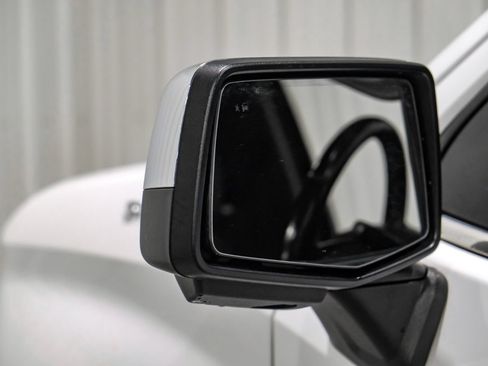Used 2021 Chevrolet Silverado 1500 LTZ RWD image 37