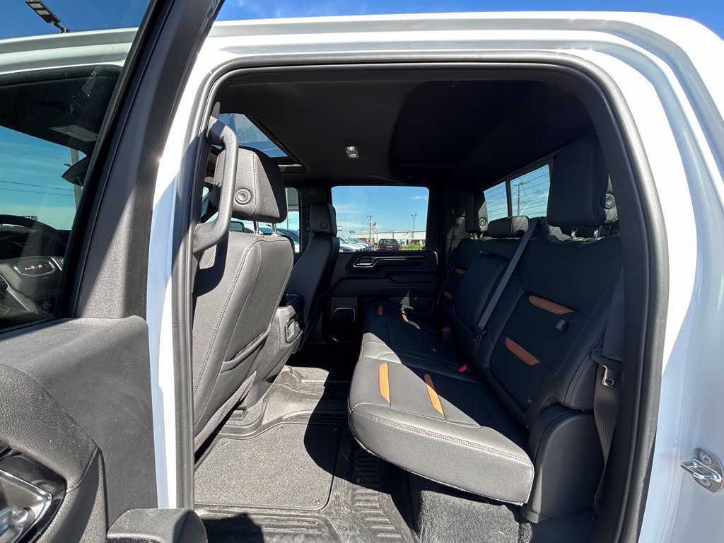 Used 2024 GMC Sierra 3500 AT4 w/ AT4 Premium Plus Package AWD/4WD image 8
