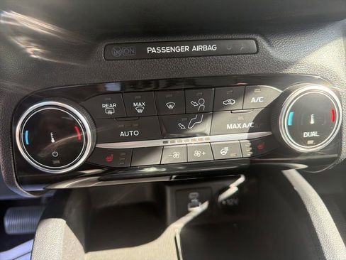Used 2022 Ford Escape SEL w/ SEL Stealth AWD Package image 16
