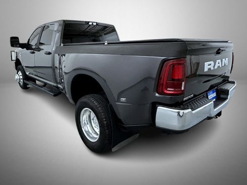 Used 2025 RAM 3500 Big Horn AWD/4WD image 7