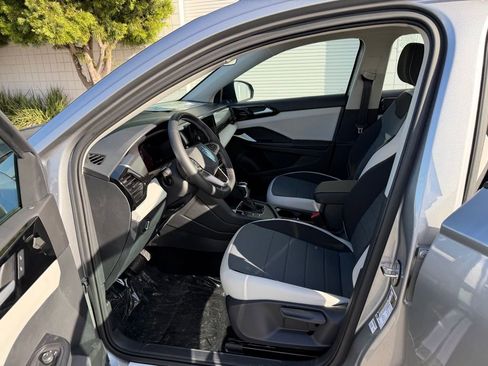 New 2026 Volkswagen Taos S image 15