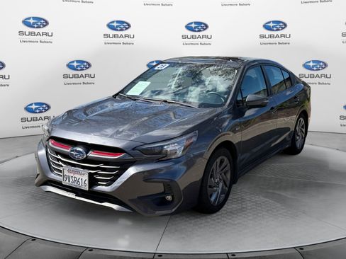 Used 2025 Subaru Legacy Premium AWD/4WD image 8