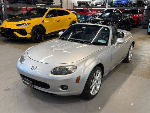 Used 2007 MAZDA MX-5 Miata Grand Touring w/ Premium Pkg RWD image 12