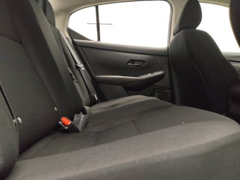Used 2025 Nissan Sentra S FWD image 19