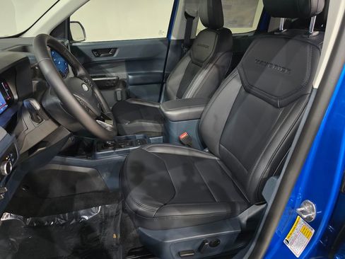 New 2025 Ford Maverick Lariat w/ Black Appearance Package AWD/4WD image 19