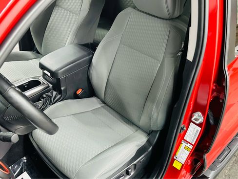 Certified 2021 Toyota Tacoma SR5 image 22