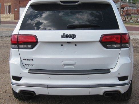 Used 2020 Jeep Grand Cherokee High Altitude image 4