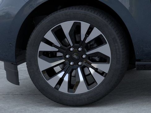 New 2026 Ford Expedition Platinum AWD/4WD image 19