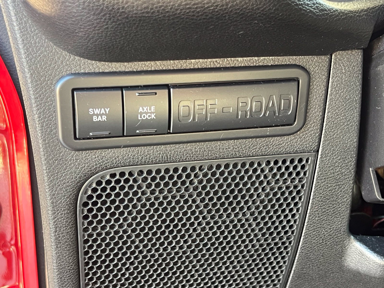 Used 2012 Jeep Wrangler Rubicon w/ PWR Convenience Group AWD/4WD image 18