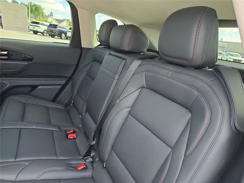 New 2026 Lincoln Nautilus Premier AWD/4WD image 11