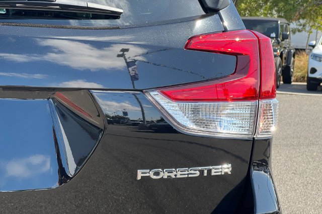 Certified 2023 Subaru Forester Limited AWD/4WD image 35