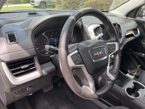 Used 2021 GMC Terrain SLE w/ Driver Convenience Package FWD image 7