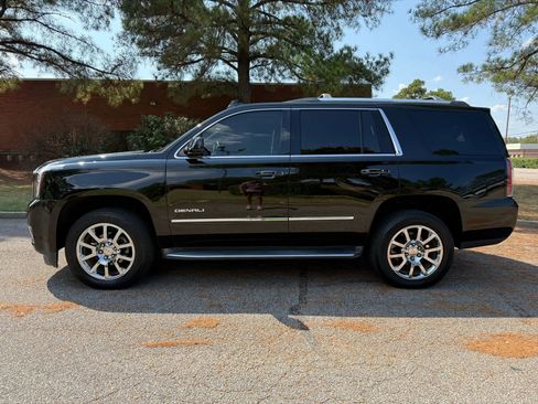 Used 2015 GMC Yukon Denali w/ Open Road Package image 2