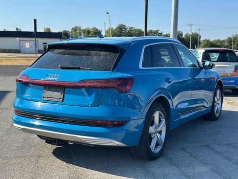Used 2019 Audi e-tron Prestige AWD/4WD image 6