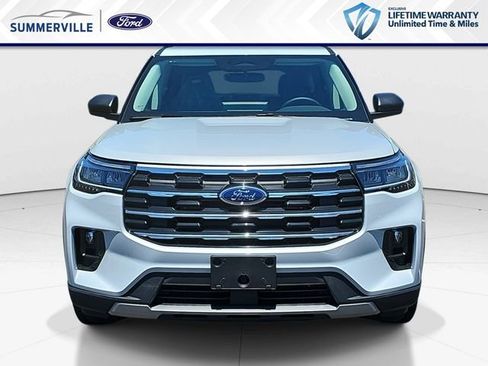 New 2026 Ford Explorer Active RWD image 10