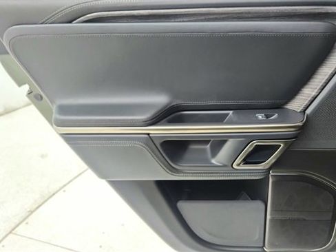 Used 2022 Rivian R1T Launch Edition image 32