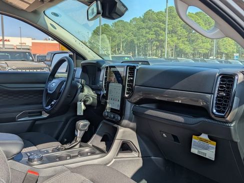 New 2025 Ford Ranger XLT w/ FX4 Off-Road Package image 21