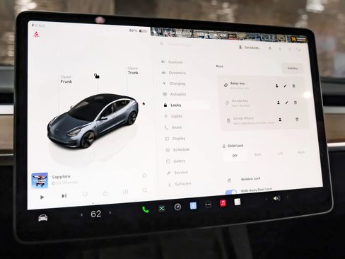 Used 2023 Tesla Model 3 Standard Range image 24