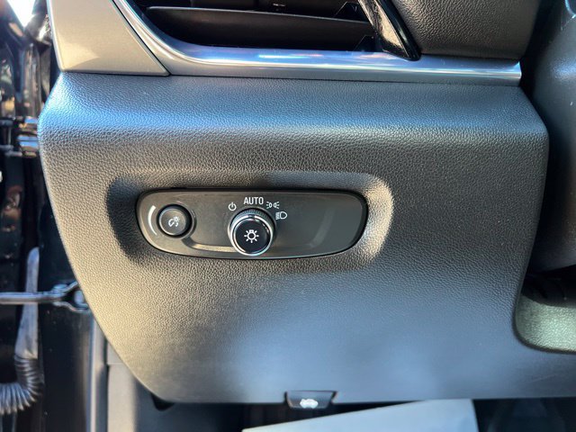 Used 2023 Chevrolet Traverse LT FWD image 24