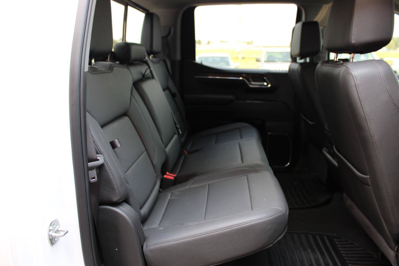 Used 2025 Chevrolet Silverado 1500 RST w/ Convenience Package II AWD/4WD image 44
